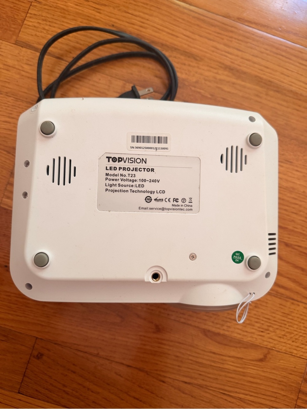 TOPVISION T23 Movie Projector - Picture 4 of 4